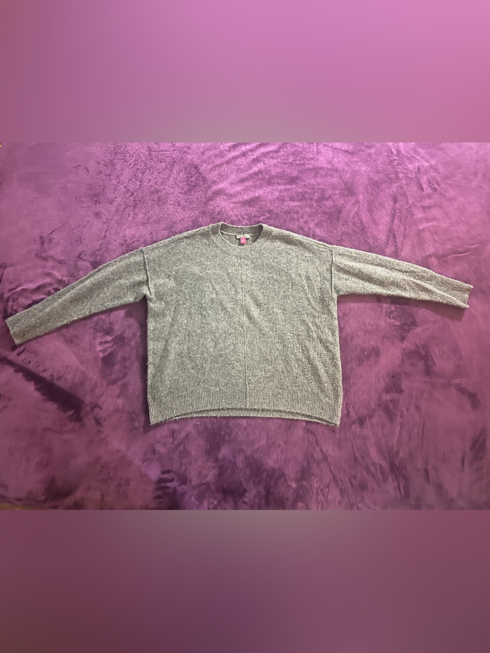 Vince Camuto Charcoal Gray Knit Crewneck Sweater Size XS (baggy and fits size M)